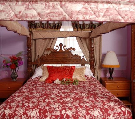 D'NEST INN