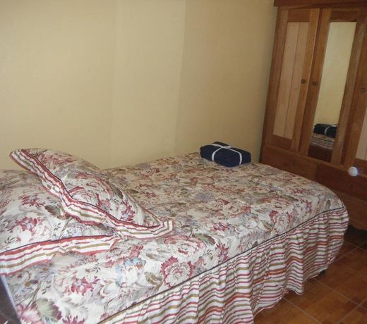 ELIZABETH PLACE