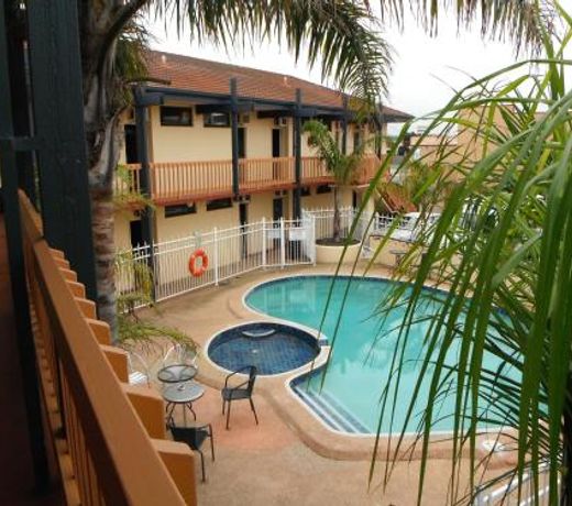 The Central Hotel Motel Lakes Entrance