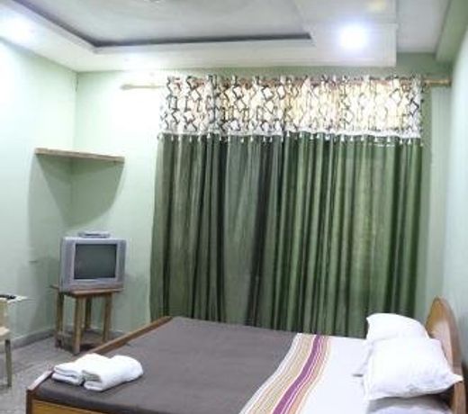 Hotel New Bakshi House