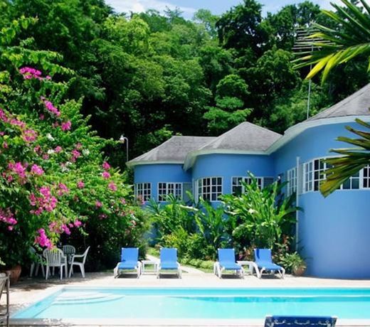 THE BLUE HOUSE BOUTIQUE & BREAKFAST