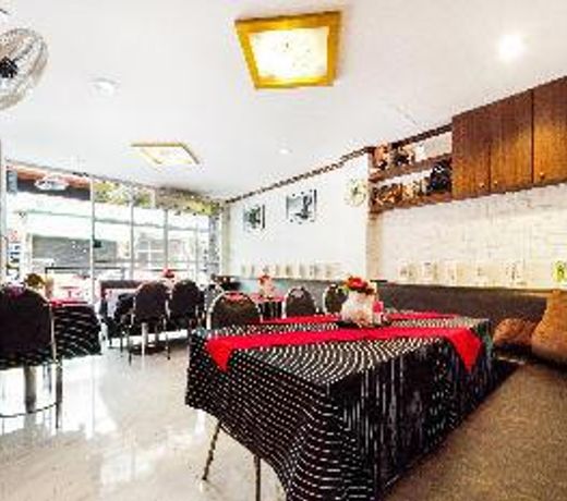 OYO 75375 Lisa Guesthouse