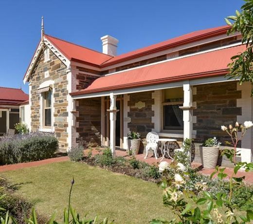 Trafalgar Premium Vintage Suites