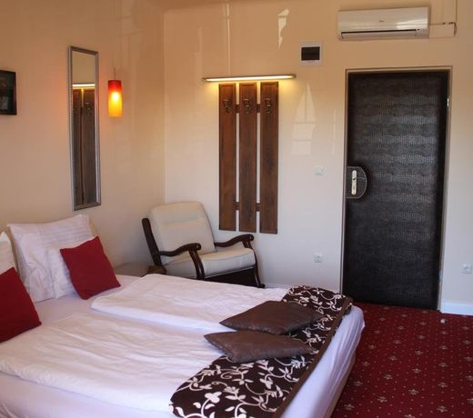 Hotel Al Faro Lodge am See