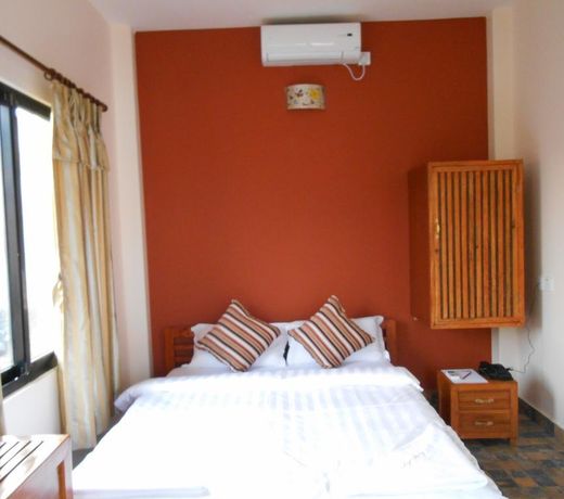 Hotel Jal Mahal
