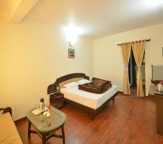 Green Oak Resort
