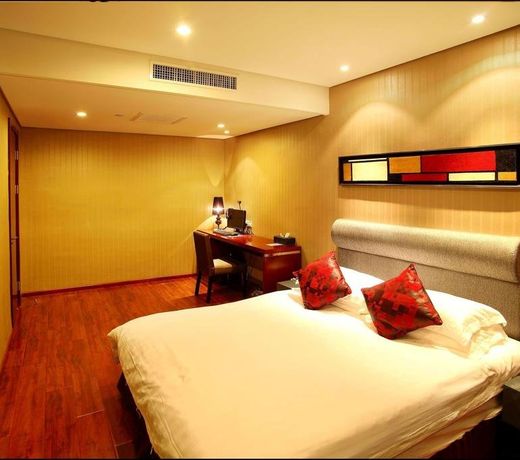Baiheng Hotel (Yiwu International Trade City)