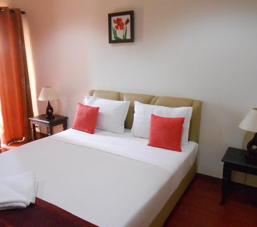 Phounsiri Hotel
