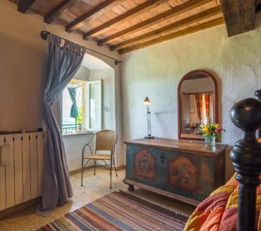 Cozy Holiday home in Montecastelli Pisano Tuscany with balcony with views