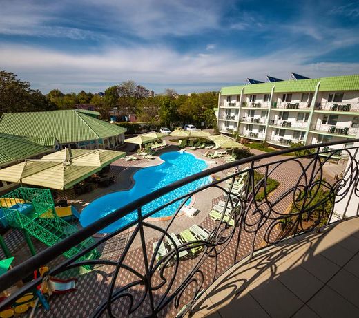 Liana Hotel