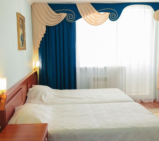 Liana Hotel
