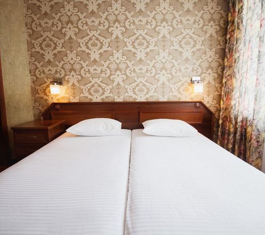 Liana Hotel