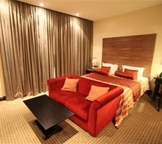 Bon Hotel Grand Towers