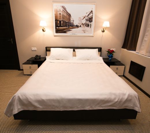 Hanzer Hotel