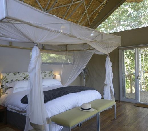 Elephant's Eye, Hwange