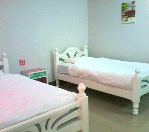Saksri Resort