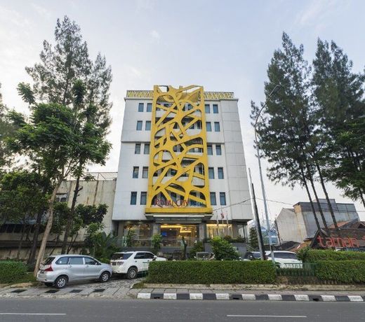 Royal City Hotel