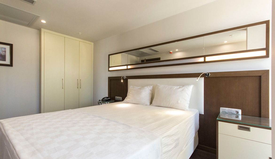 Mac Hotel Vazo Kule