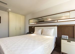 Mac Hotel Vazo Kule