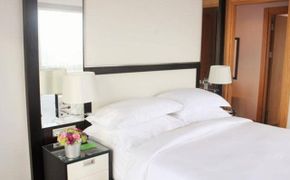 Mac Hotel Vazo Kule
