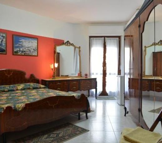 Appartamento con due camere letto sala cucina bagno L'edera di gavina