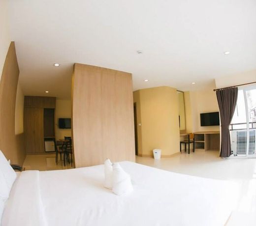OMG Hotel