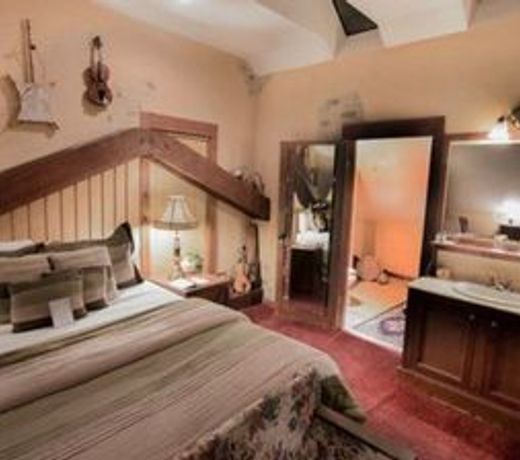 Walnut Street Inn