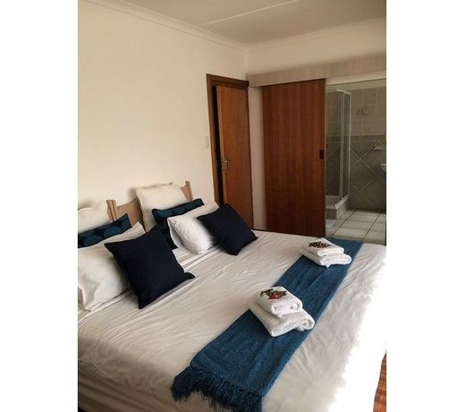 Aquarius Bed And Breakfast