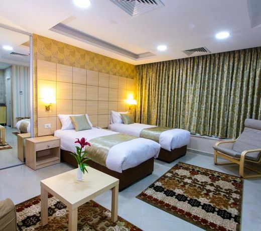 Nishan Hotel