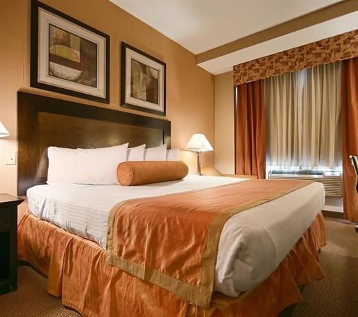 Best Western Plus Brooklyn Bay Hotel