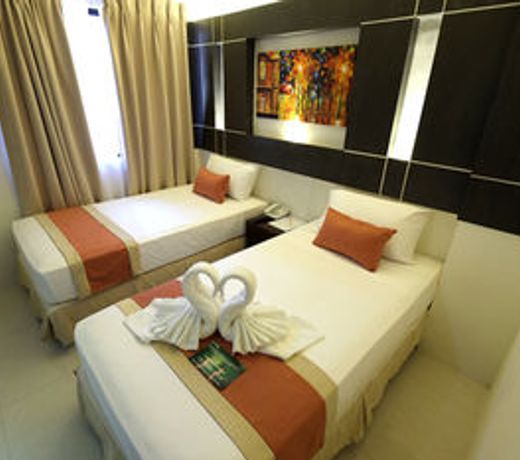 Southpole Central Hotel
