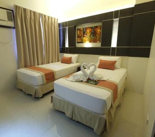 Southpole Central Hotel
