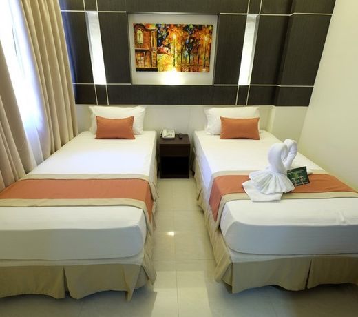 Southpole Central Hotel
