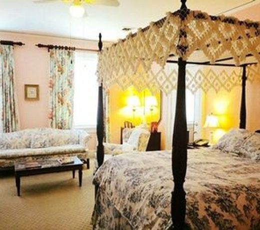 The Morehead Inn