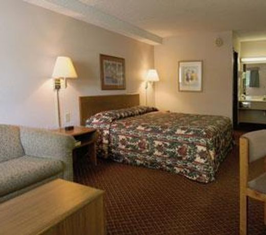 TRAVELODGE COLUMBIA WEST - 9736