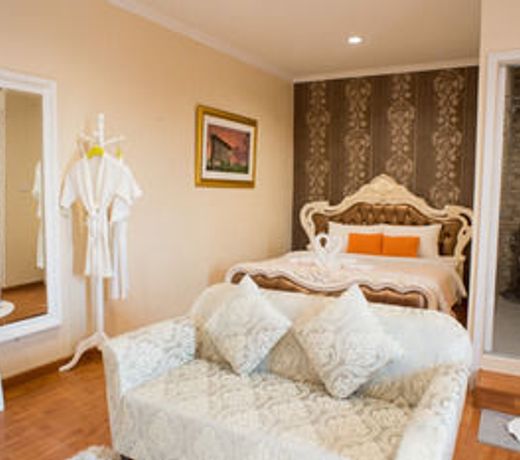 Westgate Residence Hotel