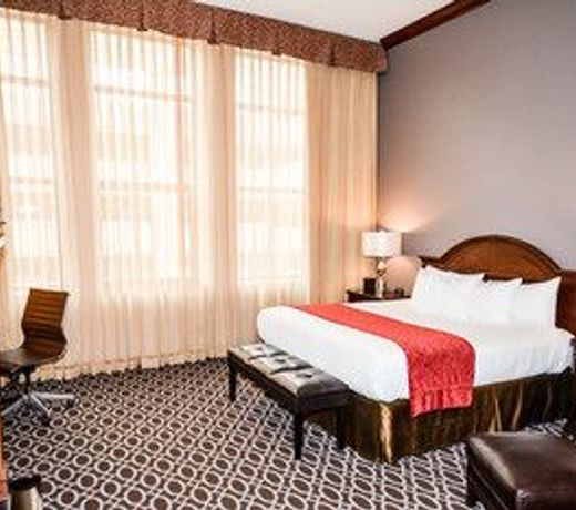 Des Lux Hotel