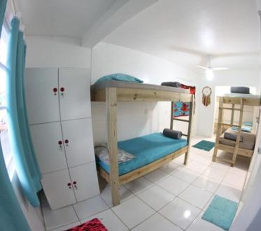 Amares Hostel