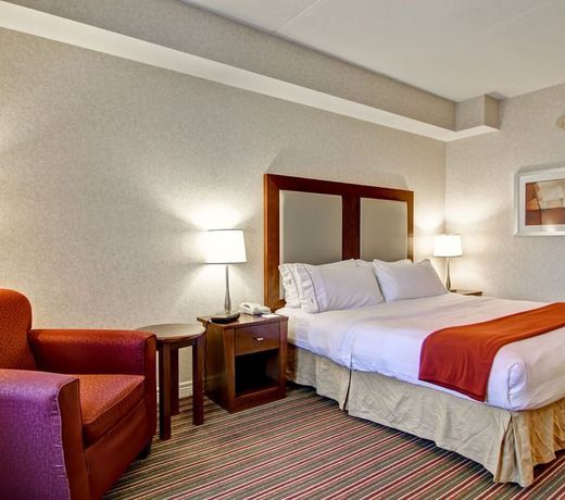 Holiday Inn Express Whitby Oshawa, an IHG Hotel