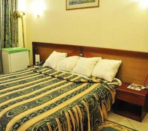 Hotel Vallee Des Princes