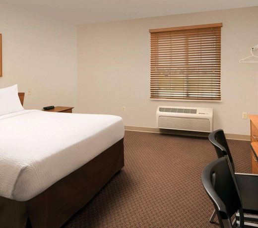 WoodSpring Suites Evansville