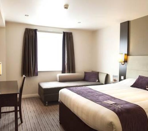 Premier Inn Bath City Centre