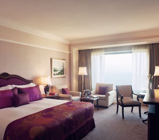 Taj Lands End