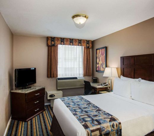 Quality Inn & Suites