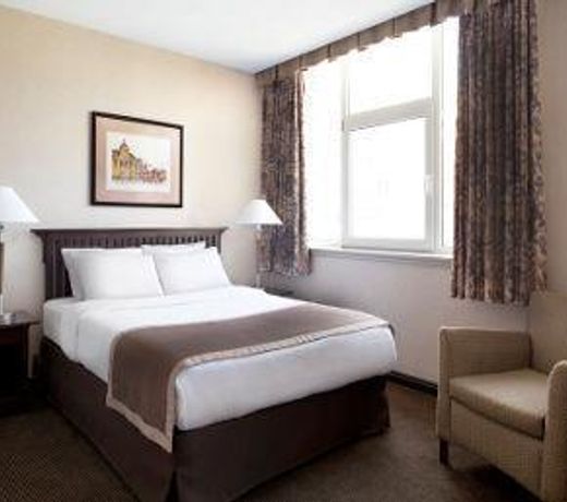 Ramada Limited Vancouver Downtown