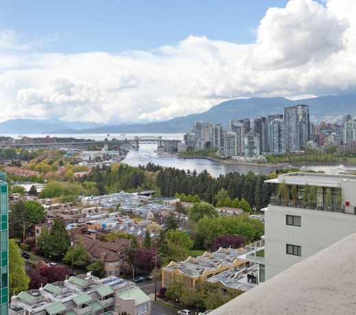 Holiday Inn Vancouver-Centre Broadway, an IHG Hotel