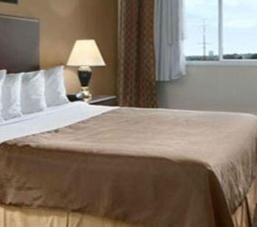 Super 8 Vancouver  **CLOSED**