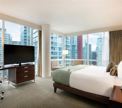Coast Coal Harbour Vancouver Hotel by APA