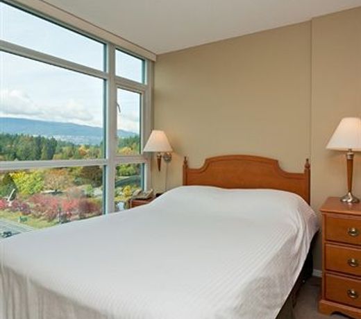 Lord Stanley Suites On The Park