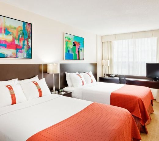 Holiday Inn Toronto Downtown Centre, an IHG Hotel